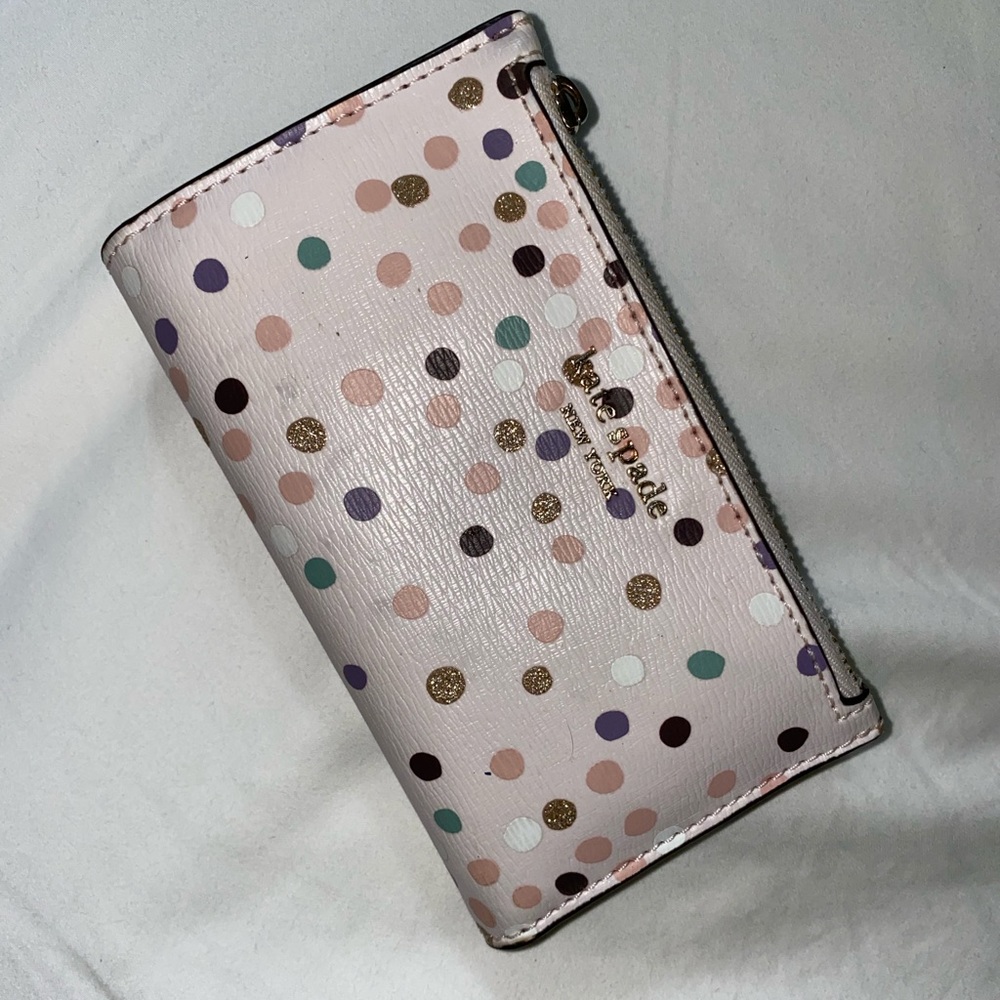 Kate Spade Polkadot Wallet